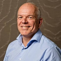 Prof. Robert Passier